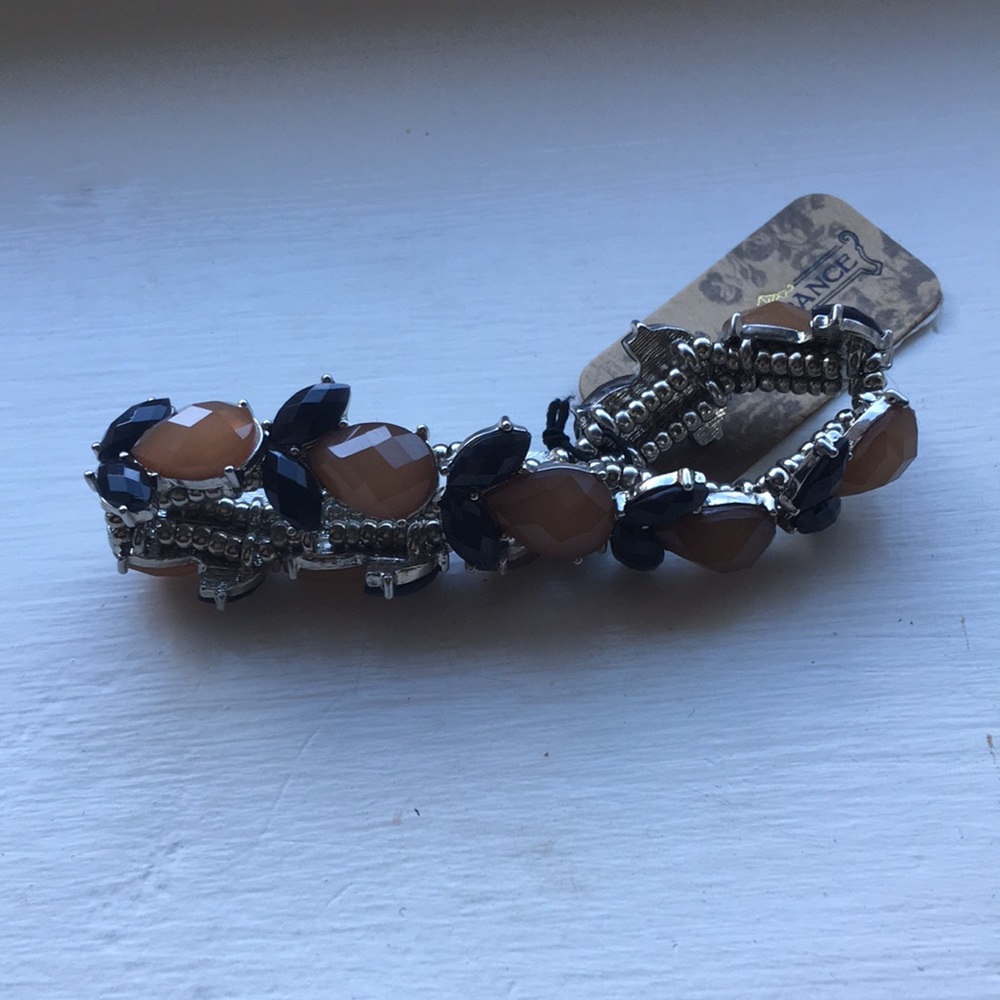 Stretchy bracelet